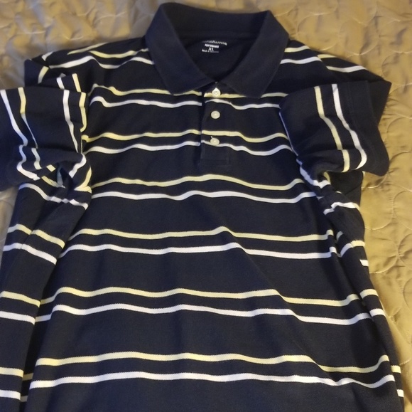 Shirt - Picture 3 of 3